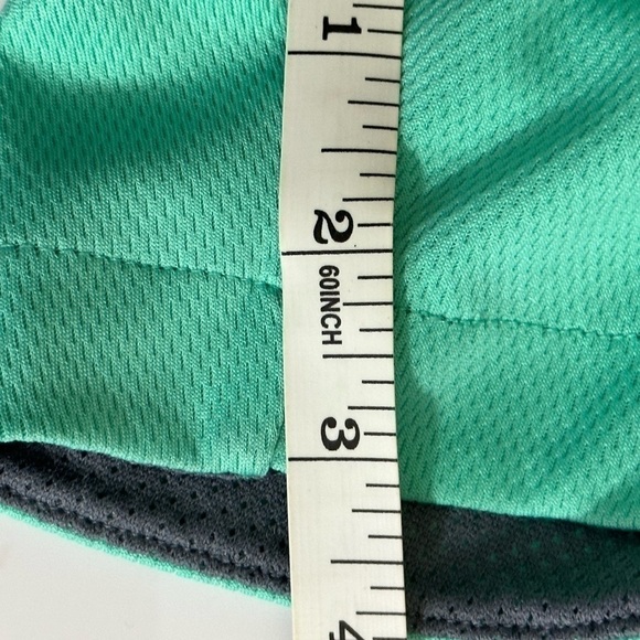 Old Navy  size small athletic running shorts  Green with gray accent - Picture 9 of 11